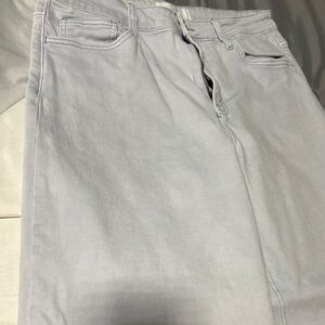 Gray Cropped Ankle Jeans Versatile Style
